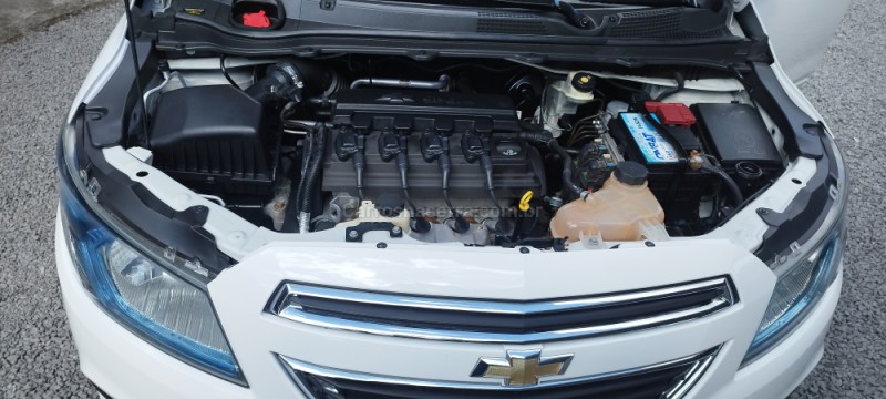 ONIX 1.4 MPFI LT 8V FLEX 4P MANUAL - 2013 - FARROUPILHA