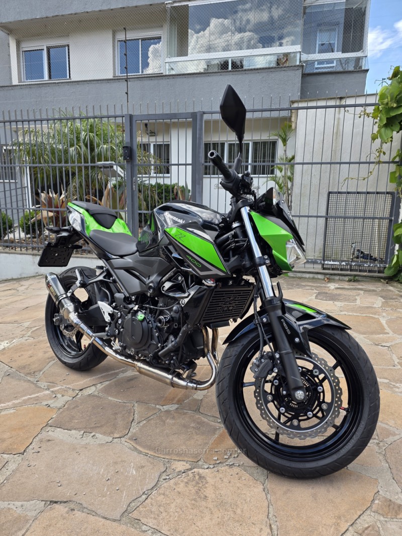 Z400  - 2022 - CAXIAS DO SUL