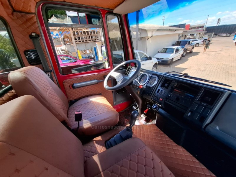 CARGO 2428 E T 3 EIXOS - 2006 - PORTãO