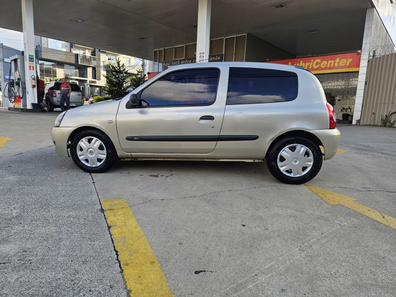 CLIO 1.0 CAMPUS 16V FLEX 2P MANUAL - 2011 - CAXIAS DO SUL