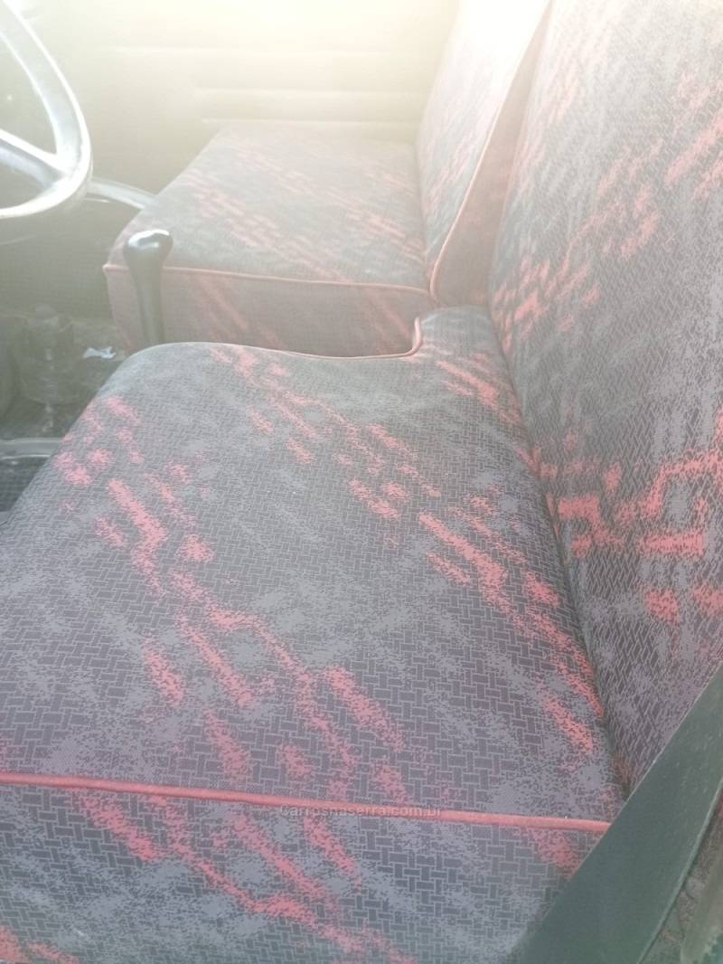 1113  - 1982 - PORTãO