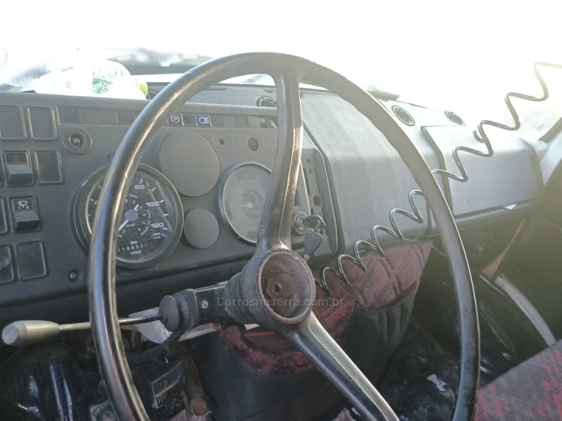 1113  - 1982 - PORTãO