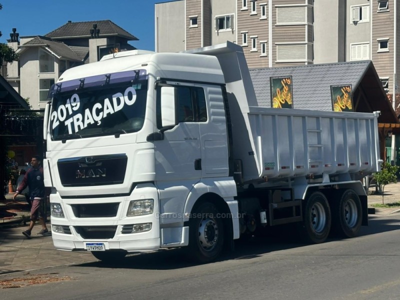 tgx 29.480 6x4 2019 canela