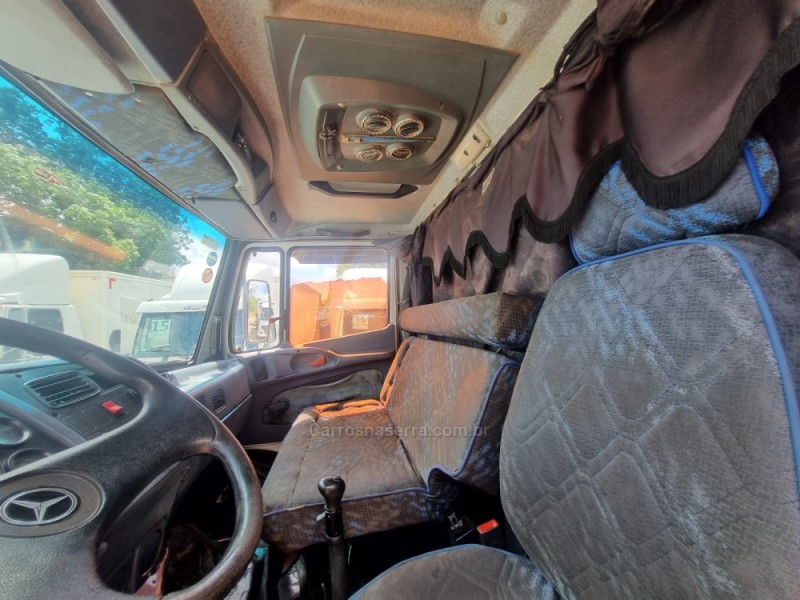 L-1620 3 EIXOS - 2006 - PORTãO