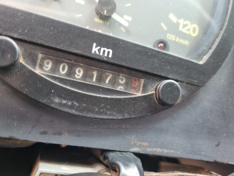 L-1620 3 EIXOS - 2006 - PORTãO