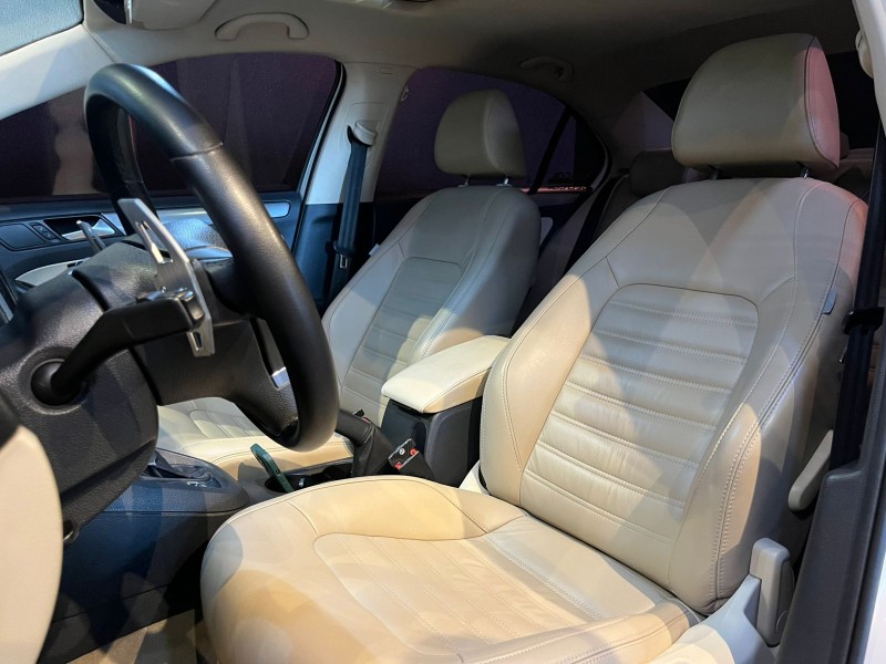 JETTA 2.0 TSI HIGHLINE 200CV GASOLINA 4P TIPTRONIC - 2012 - ANTôNIO PRADO