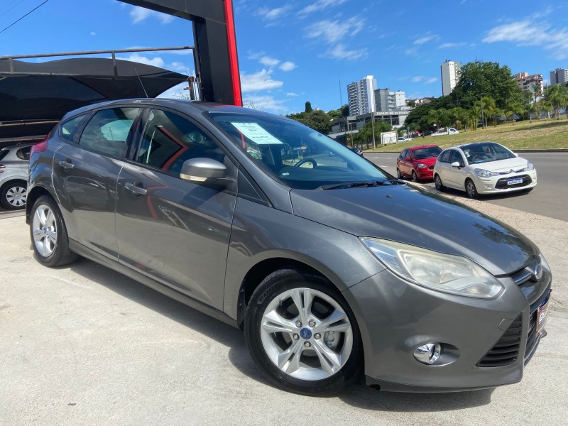 focus 1.6 s 16v flex 4p manual 2015 caxias do sul