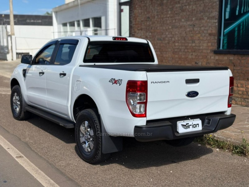 RANGER 2.2 XLS 4X4 CD 16V DIESEL 4P MANUAL - 2014 - VACARIA