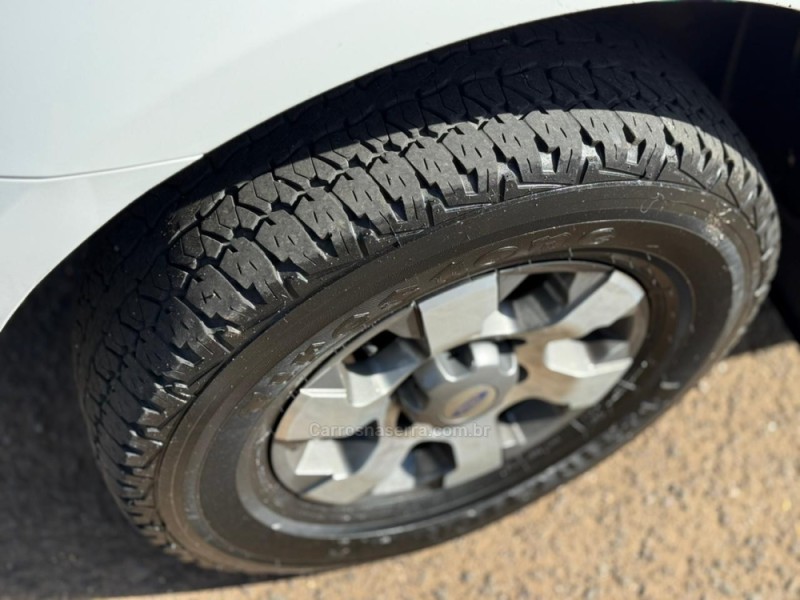 RANGER 2.2 XLS 4X4 CD 16V DIESEL 4P MANUAL - 2014 - VACARIA