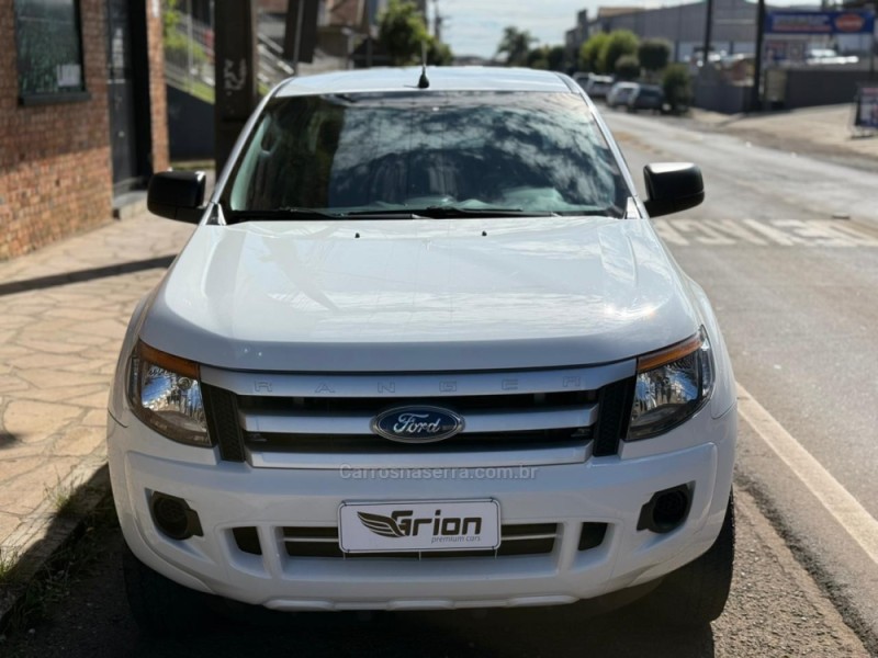 RANGER 2.2 XLS 4X4 CD 16V DIESEL 4P MANUAL - 2014 - VACARIA