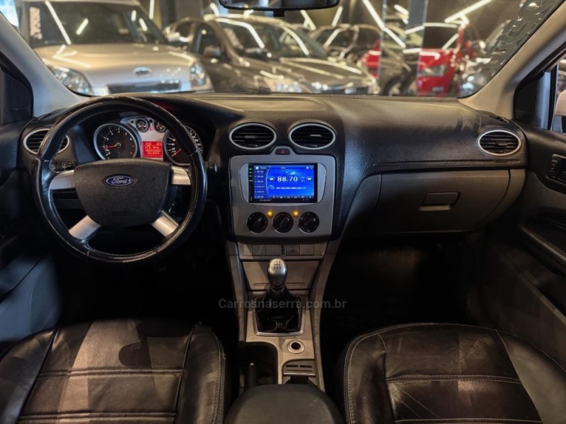 FOCUS 1.6 SE 16V FLEX 4P MANUAL - 2013 - NOVO HAMBURGO