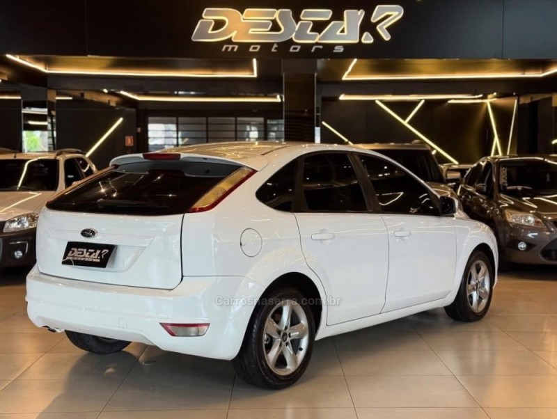 FOCUS 1.6 SE 16V FLEX 4P MANUAL - 2013 - NOVO HAMBURGO