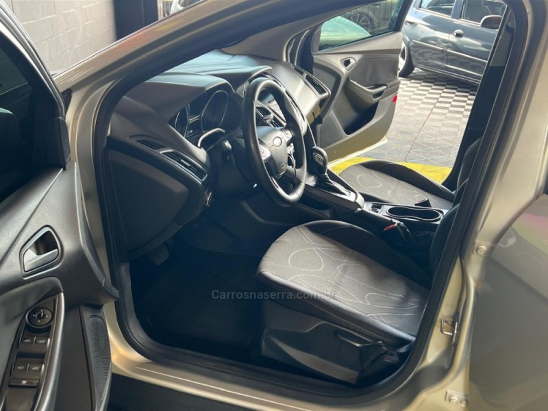 FOCUS 1.6 S HATCH 16V FLEX 4P AUTOMÁTICO - 2014 - CAXIAS DO SUL