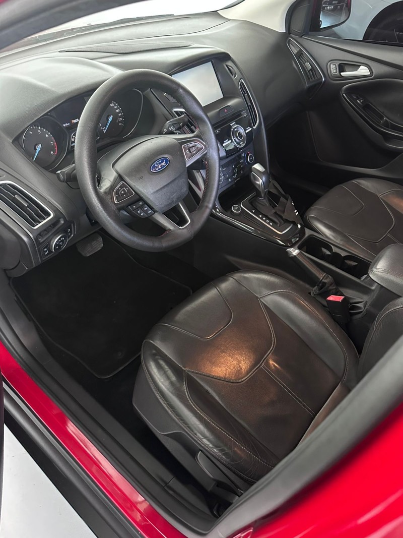FOCUS 2.0 TITANIUM PLUS 16V FLEX 4P AUTOMÁTICO - 2016 - FARROUPILHA
