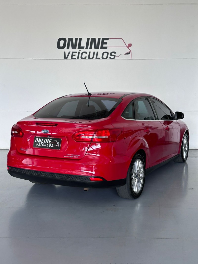 FOCUS 2.0 TITANIUM PLUS 16V FLEX 4P AUTOMÁTICO - 2016 - FARROUPILHA