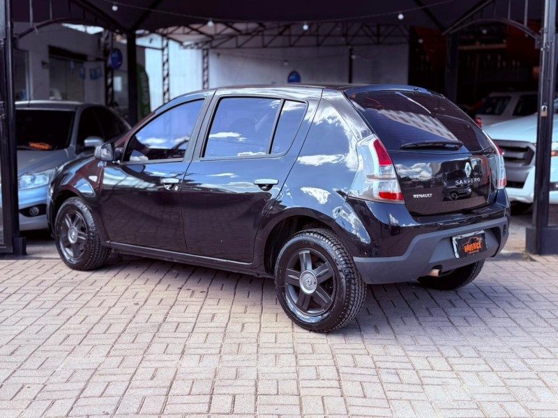 SANDERO 1.0 EXPRESSION 16V FLEX 4P MANUAL - 2014 - LAGOA VERMELHA