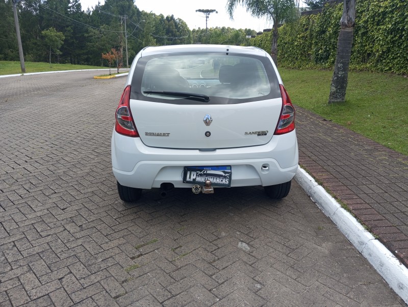 SANDERO 1.0 AUTHENTIQUE PLUS 16V FLEX 4P MANUAL - 2011 - CAXIAS DO SUL