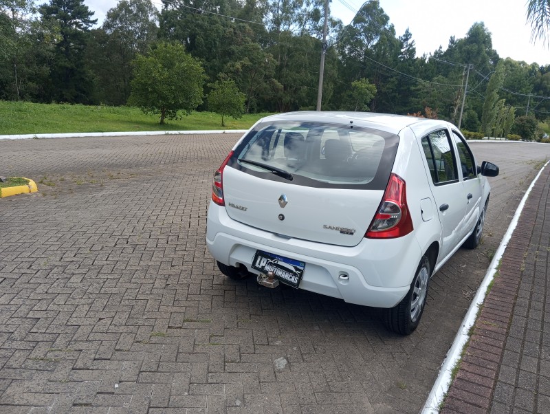 SANDERO 1.0 AUTHENTIQUE PLUS 16V FLEX 4P MANUAL - 2011 - CAXIAS DO SUL