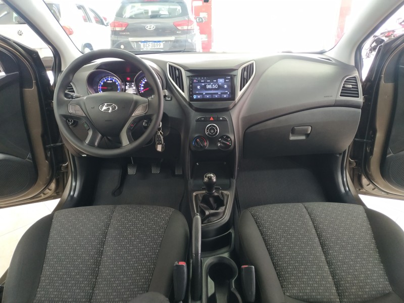 HB20 1.0 COMFORT PLUS 12V FLEX 4P MANUAL - 2017 - CAXIAS DO SUL