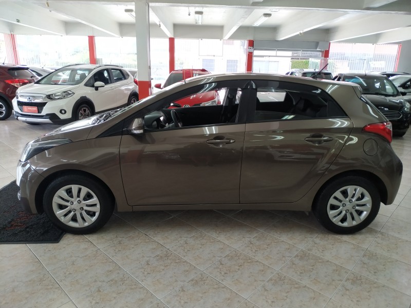 HB20 1.0 COMFORT PLUS 12V FLEX 4P MANUAL - 2017 - CAXIAS DO SUL