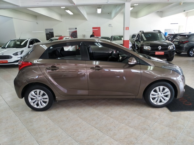 HB20 1.0 COMFORT PLUS 12V FLEX 4P MANUAL - 2017 - CAXIAS DO SUL