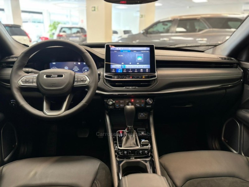 COMPASS 2.0 BLACKHAWK 4 TURBO GASOLINA 4P AUTOMÁTICO - 2025 - CARLOS BARBOSA