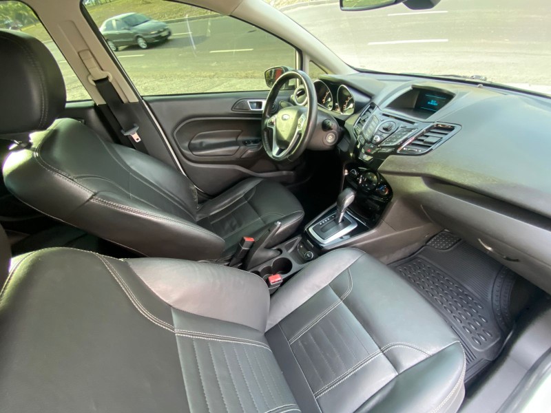 FIESTA 1.6 TITANIUM SEDAN 16V FLEX 4P AUTOMÁTICO - 2015 - CAXIAS DO SUL