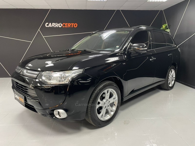 OUTLANDER 3.0 GT 4X4 V6 24V GASOLINA 4P AUTOMÁTICO - 2014 - NOVO HAMBURGO