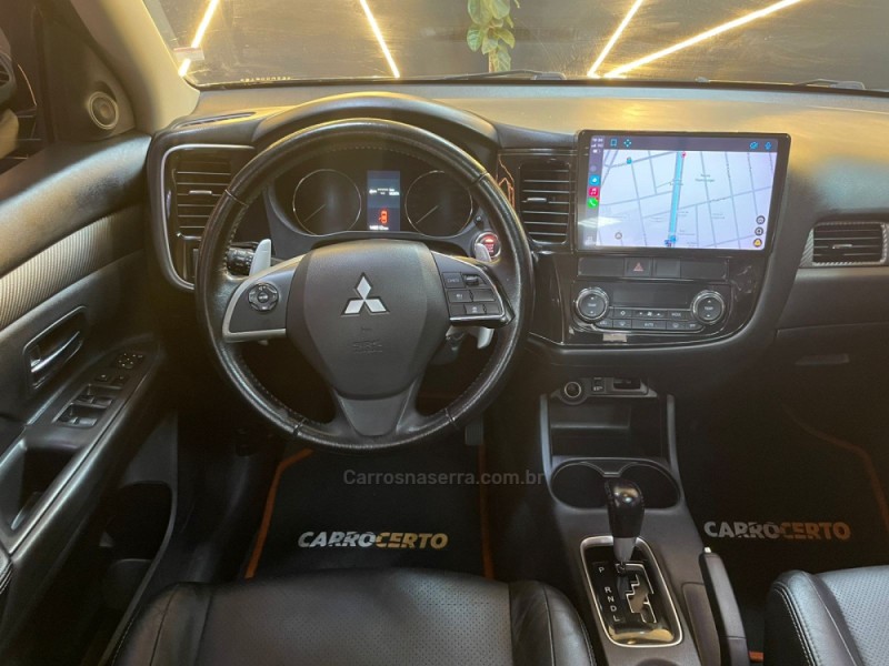 OUTLANDER 3.0 GT 4X4 V6 24V GASOLINA 4P AUTOMÁTICO - 2014 - NOVO HAMBURGO