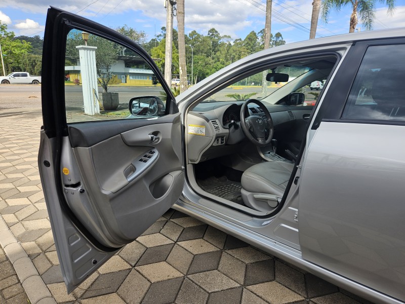 COROLLA 1.8 XEI 16V FLEX 4P AUTOMÁTICO - 2010 - BOM PRINCíPIO