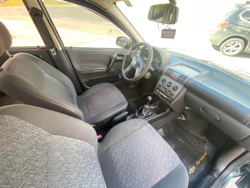 CORSA 1.6 MPFI CLASSIC SEDAN 8V GASOLINA 4P MANUAL - 2005 - CAXIAS DO SUL