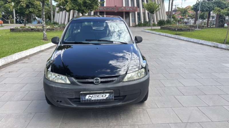 CELTA 1.0 MPFI 8V GASOLINA 2P MANUAL - 2001 - BENTO GONçALVES