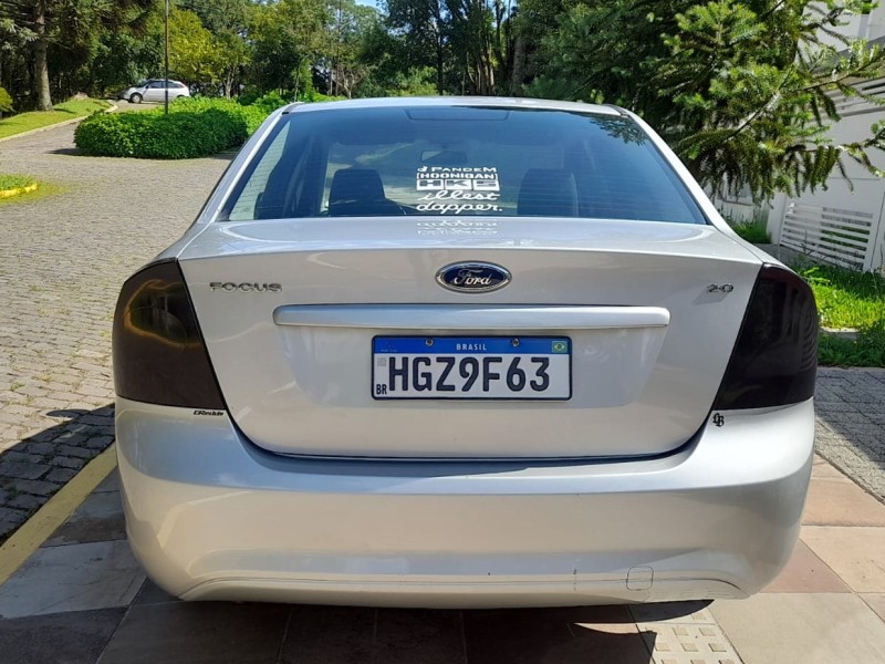 FOCUS 2.0 GLX 16V GASOLINA 4P MANUAL - 2009 - FARROUPILHA