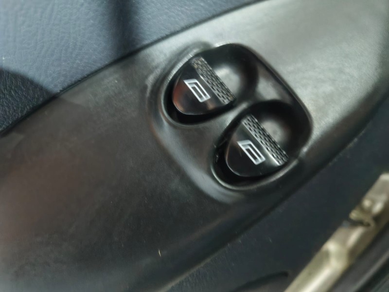 SIENA 1.0 MPI FIRE ELX 8V FLEX 4P MANUAL - 2002 - CAXIAS DO SUL