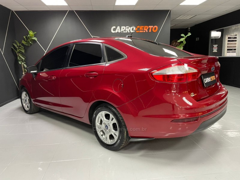 FIESTA 1.6 SE SEDAN 16V FLEX 4P MANUAL - 2014 - NOVO HAMBURGO