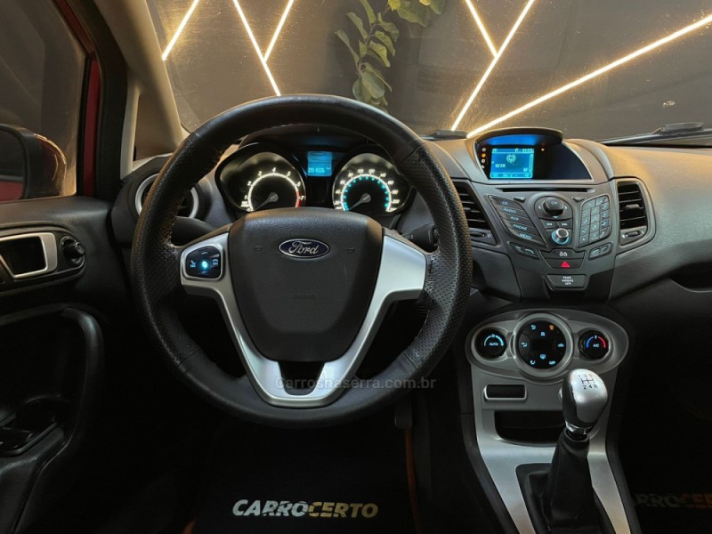 FIESTA 1.6 SE SEDAN 16V FLEX 4P MANUAL - 2014 - NOVO HAMBURGO