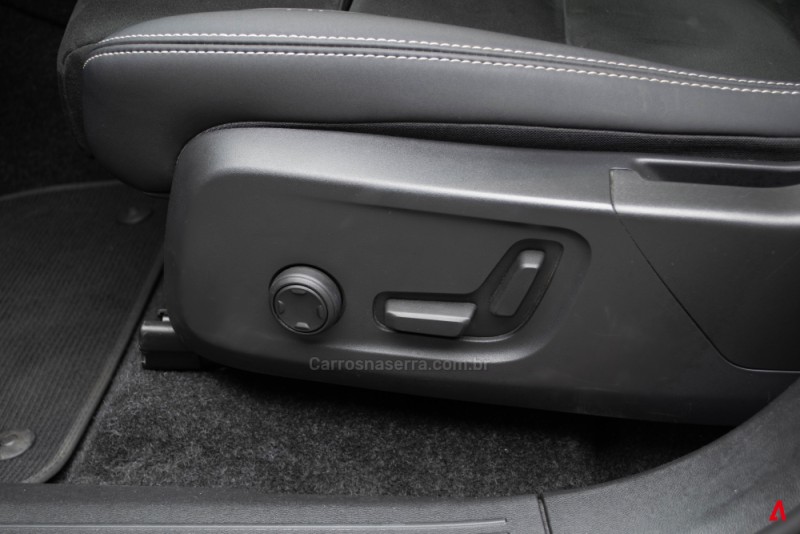 XC 40 P8 RECHARGE TWIN ELETRIC ULTIMATE AWD 4P AUTOMÁTICO - 2023 - GARIBALDI