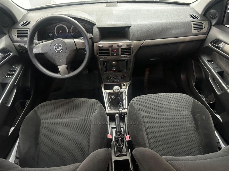 VECTRA 2.0 MPFI GT HATCH 8V FLEX 4P MANUAL - 2009 - CAXIAS DO SUL