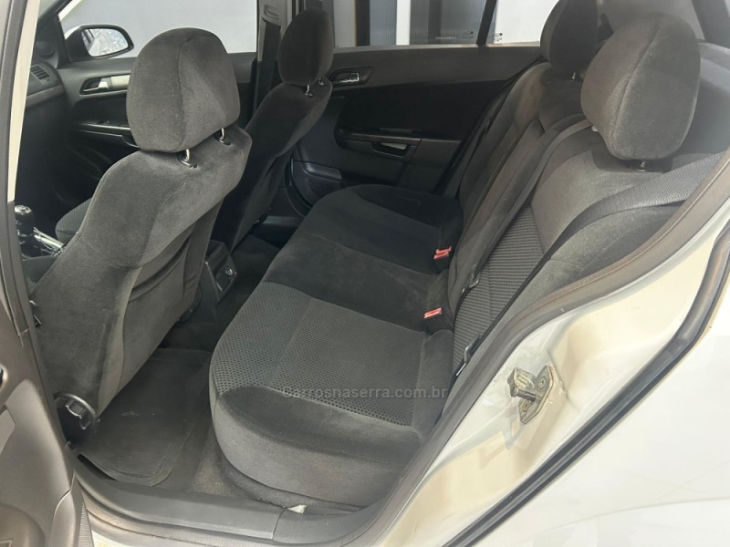 VECTRA 2.0 MPFI GT HATCH 8V FLEX 4P MANUAL - 2009 - CAXIAS DO SUL