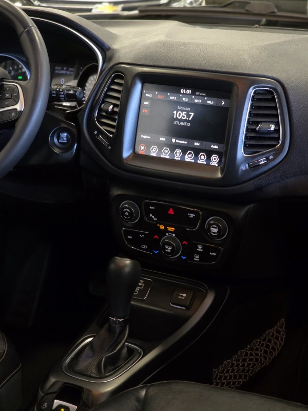 COMPASS 2.0 16V FLEX LONGITUDE AUTOMÁTICO - 2018 - CAXIAS DO SUL