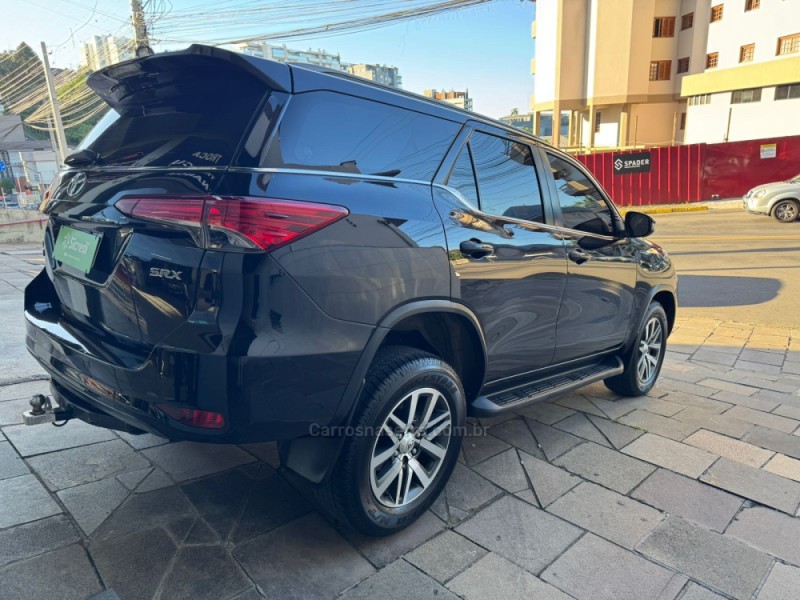 HILUX SW4 2.8 SRX 4X4 16V TURBO INTERCOOLER DIESEL 4P AUTOMÁTICO - 2020 - GARIBALDI