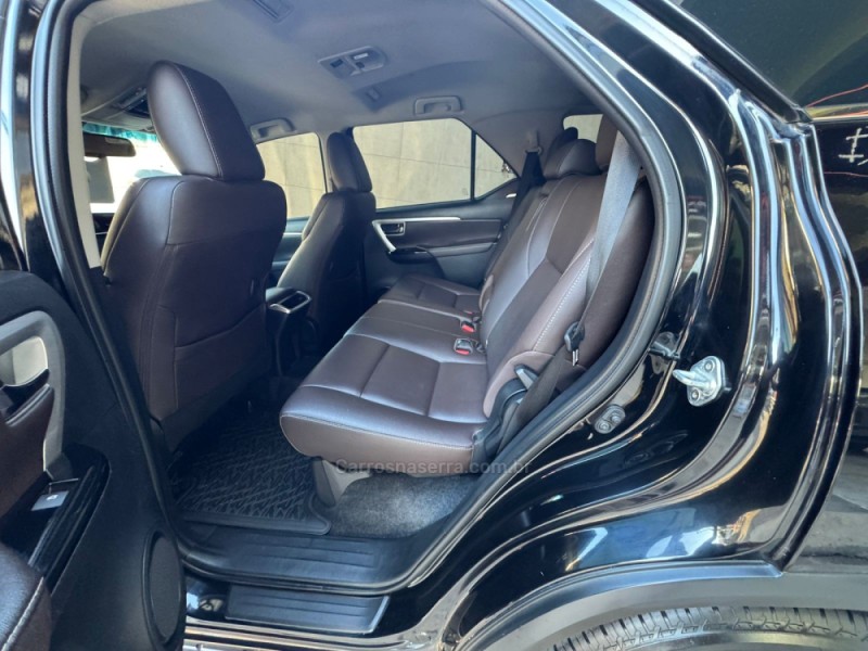 HILUX SW4 2.8 SRX 4X4 16V TURBO INTERCOOLER DIESEL 4P AUTOMÁTICO - 2020 - GARIBALDI