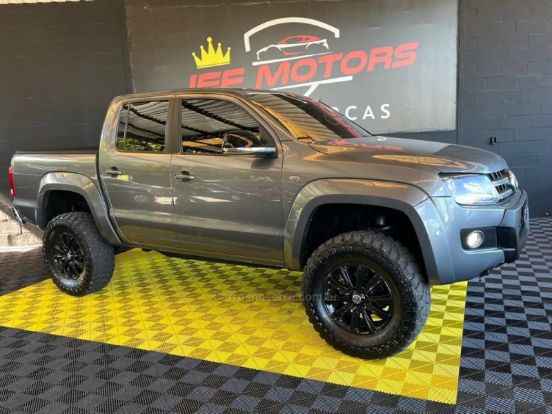 AMAROK 2.0 HIGHLINE 4X4 CD 16V TURBO INTERCOOLER DIESEL 4P AUTOMÁTICO - 2012 - CAXIAS DO SUL