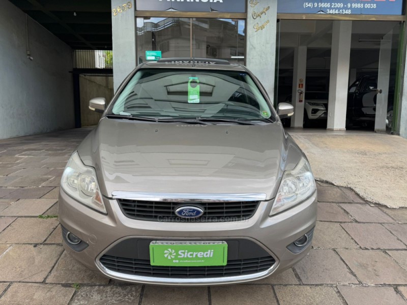 FOCUS 2.0 GHIA 16V GASOLINA 4P AUTOMÁTICO - 2009 - GARIBALDI