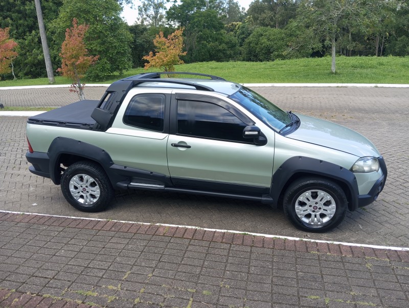 STRADA 1.8 MPI ADVENTURE CD 8V FLEX 2P MANUAL - 2010 - CAXIAS DO SUL