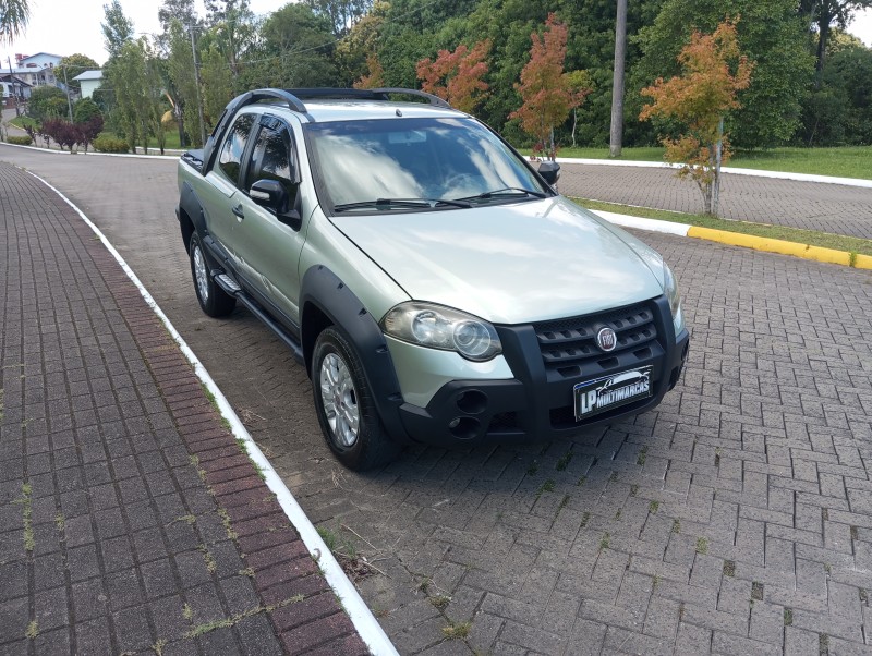 STRADA 1.8 MPI ADVENTURE CD 8V FLEX 2P MANUAL - 2010 - CAXIAS DO SUL