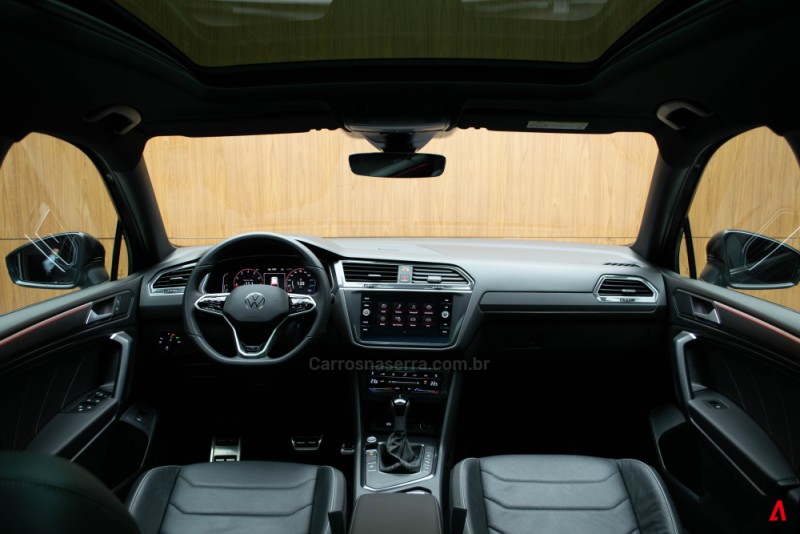 TIGUAN 2.0 ALLSPACE R-LINE 300 TSI GASOLINA 4P AUTOMÁTICO - 2024 - GARIBALDI