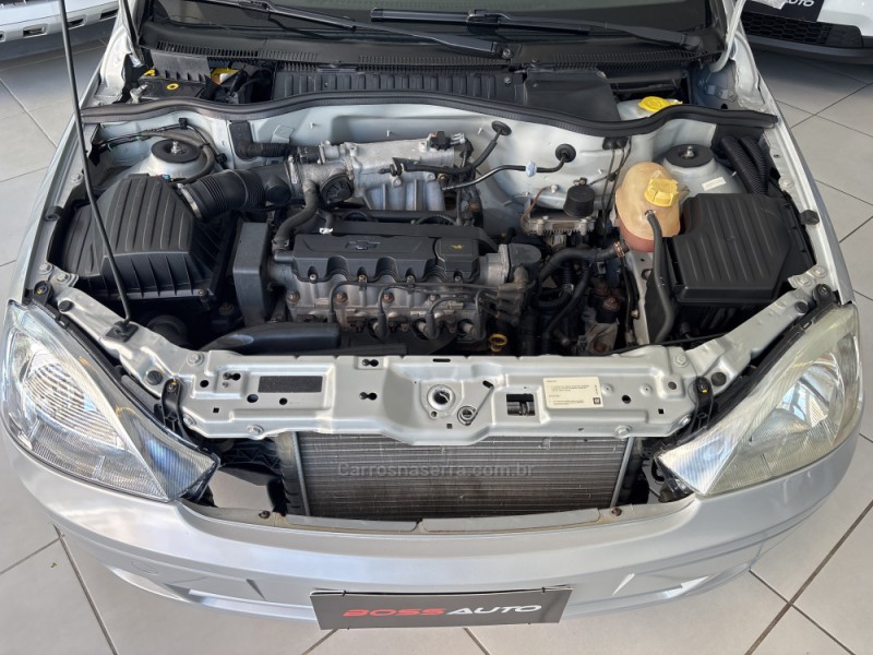 CORSA 1.0 MPFI VHC 8V GASOLINA 4P MANUAL - 2004 - CAXIAS DO SUL