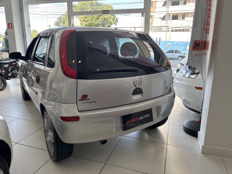 CORSA 1.0 MPFI VHC 8V GASOLINA 4P MANUAL - 2004 - CAXIAS DO SUL