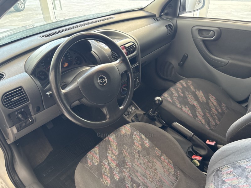 CORSA 1.0 MPFI VHC 8V GASOLINA 4P MANUAL - 2004 - CAXIAS DO SUL
